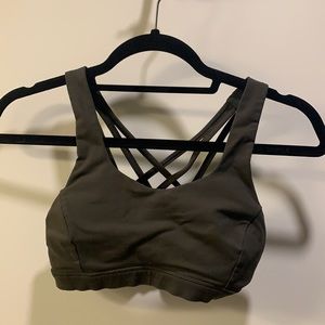 Lululemon Free to Be Serene Bra